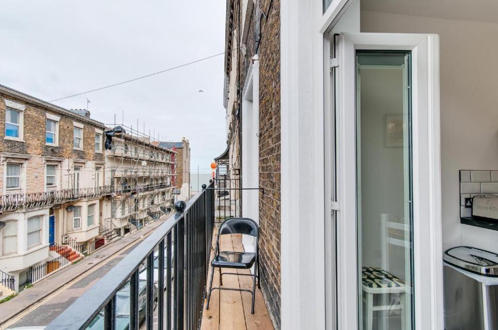 Seaside Serenity - Stunning Sea View Retreat Margate Exteriér fotografie